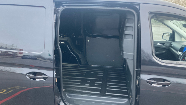 Ford Transit Connect 240 L2 Diesel 2.0 EcoBlue 122ps Limited Van Auto